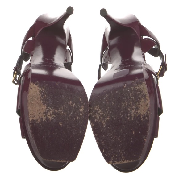 ❤️❤️ EUC YVES SAINT LAURENT
Patent Leather T-Strap Sandals
❤️❤️ - Picture 5 of 6